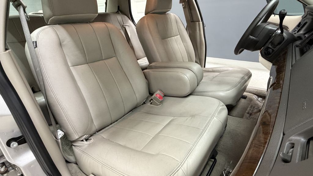 2010 Mercury Grand Marquis Image 21