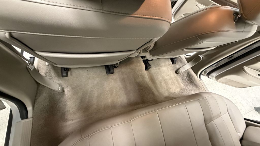 2010 Mercury Grand Marquis Image 25