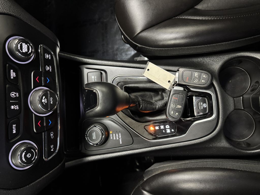 2019 Jeep Cherokee Image 27