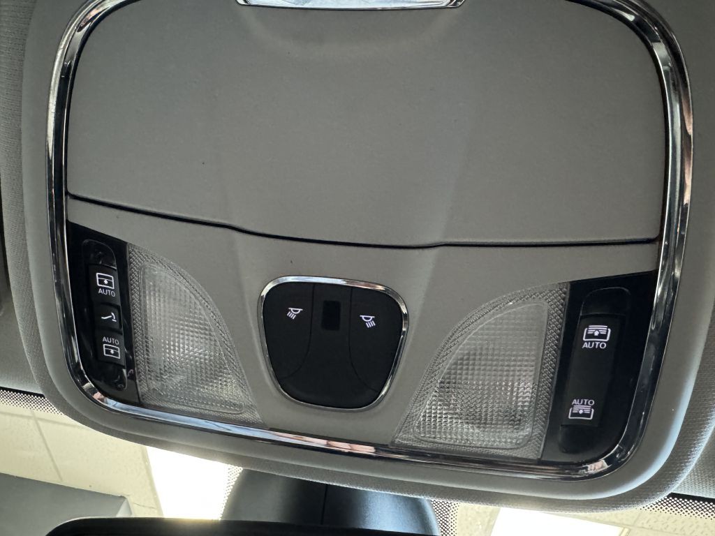 2019 Jeep Cherokee Image 29