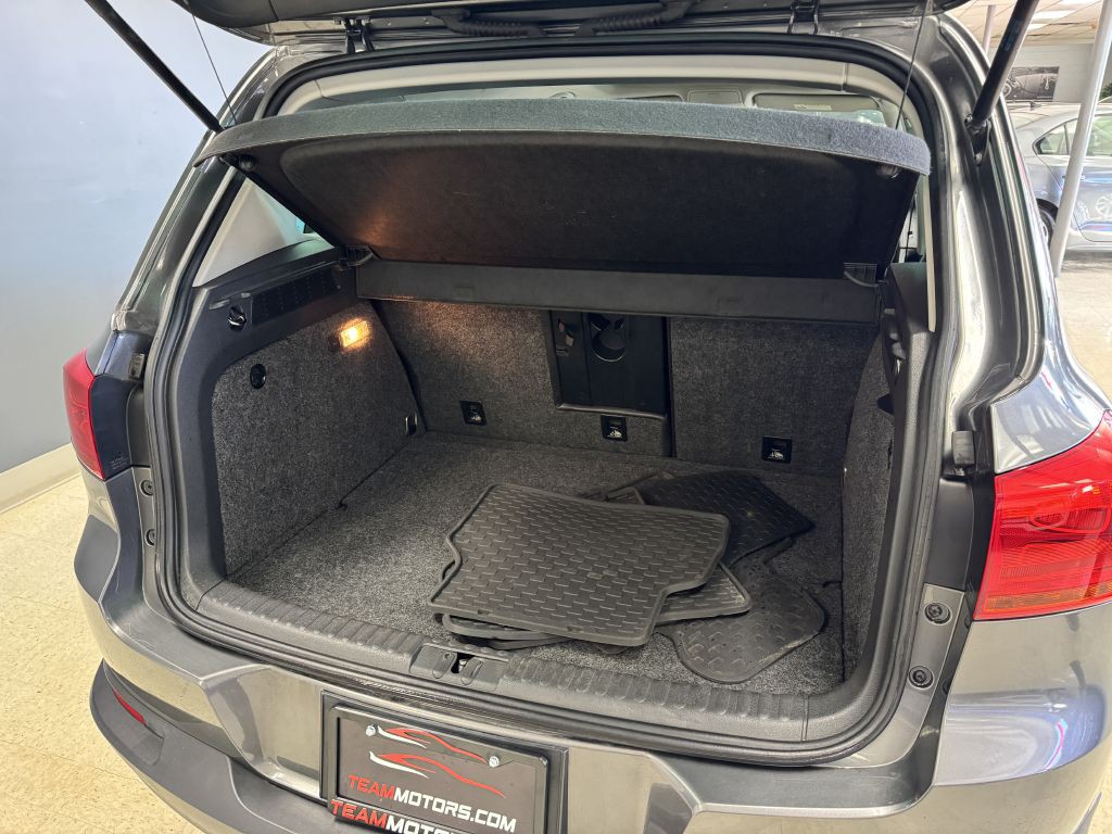 2016 Volkswagen Tiguan Image 12