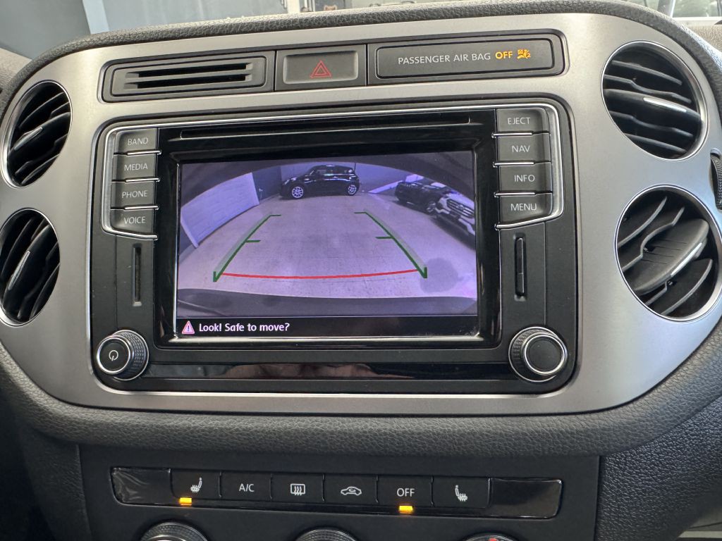 2016 Volkswagen Tiguan Image 30