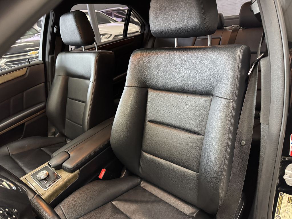 2011 Mercedes-Benz E-Class Image 21