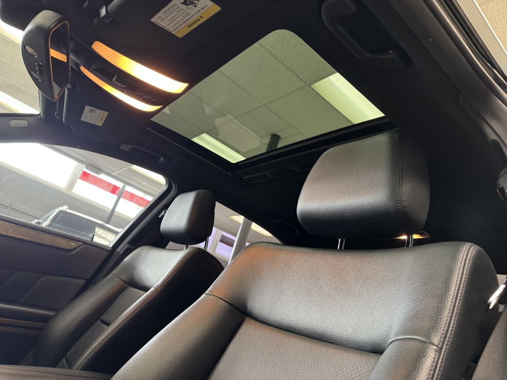 2011 Mercedes-Benz E-Class Image 23