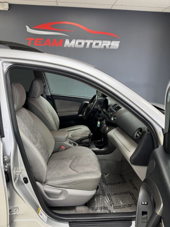 2012 Toyota Rav4 Image 16