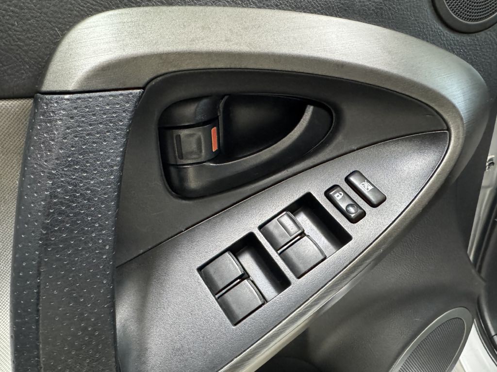 2012 Toyota Rav4 Image 24