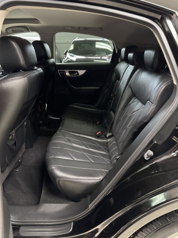 2009 INFINITI FX35 Image 13