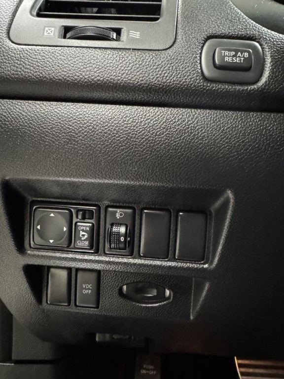 2009 INFINITI FX35 Image 25