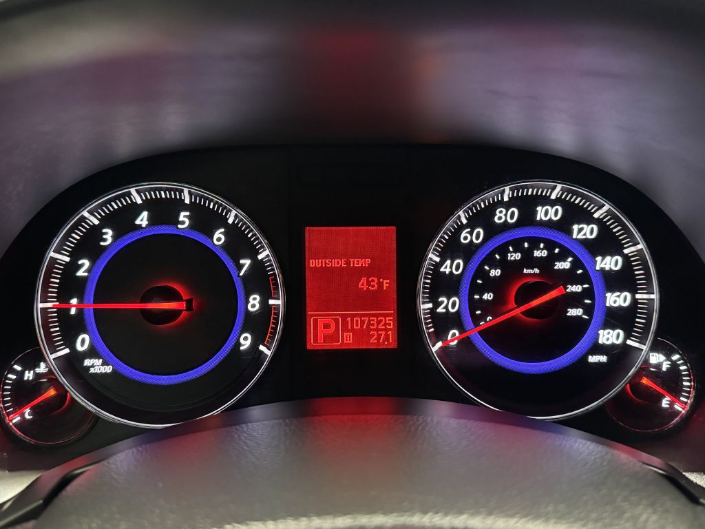 2009 INFINITI FX35 Image 34