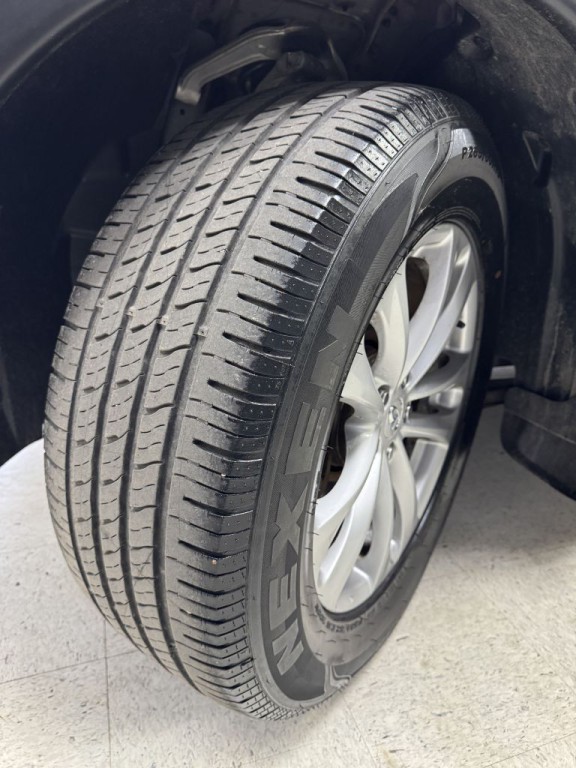 2009 INFINITI FX35 Image 36