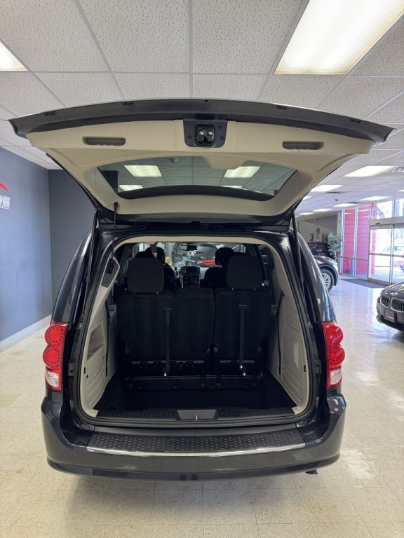 2013 Dodge Grand Caravan Image 11