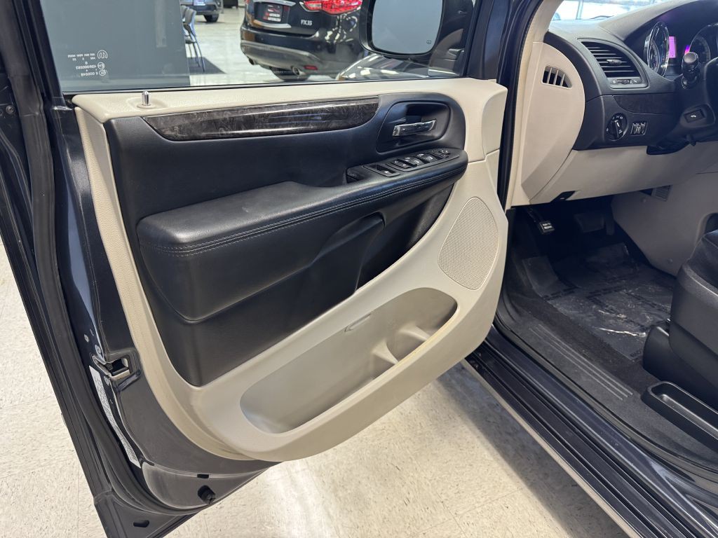 2013 Dodge Grand Caravan Image 13