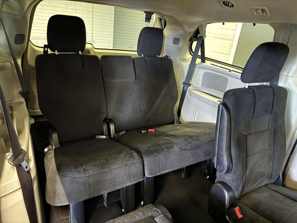 2013 Dodge Grand Caravan Image 14
