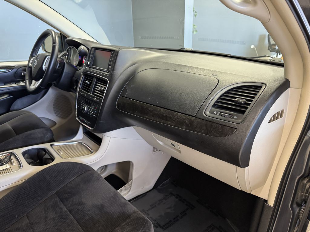 2013 Dodge Grand Caravan Image 21