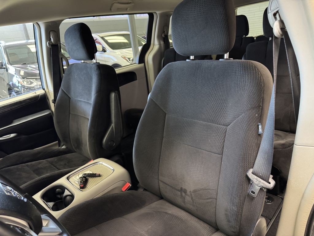 2013 Dodge Grand Caravan Image 23