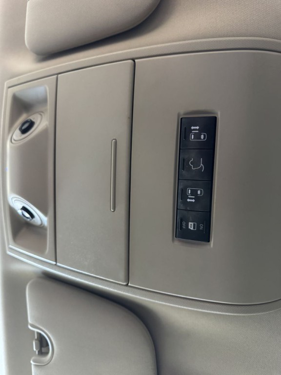 2013 Dodge Grand Caravan Image 30