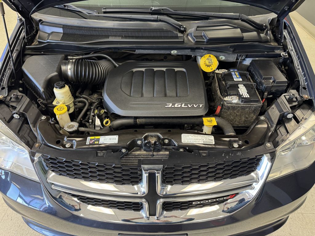 2013 Dodge Grand Caravan Image 37