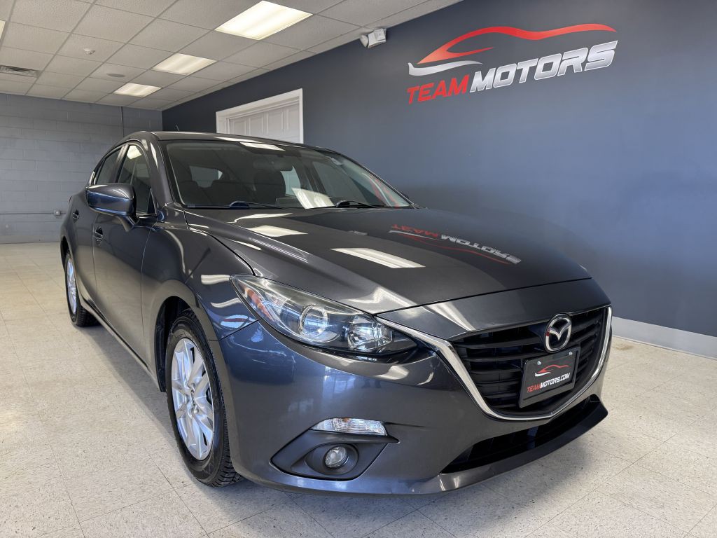 2015 Mazda Mazda3 Image 2