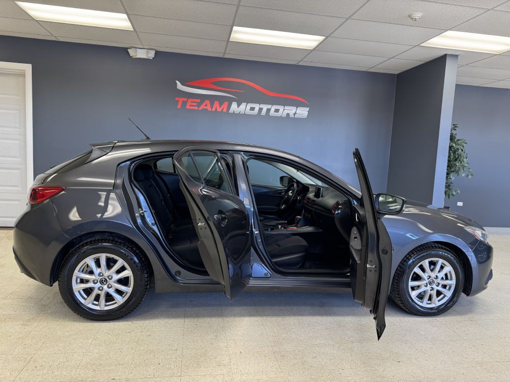 2015 Mazda Mazda3 Image 10