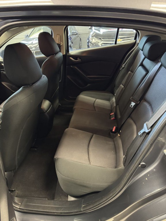 2015 Mazda Mazda3 Image 15