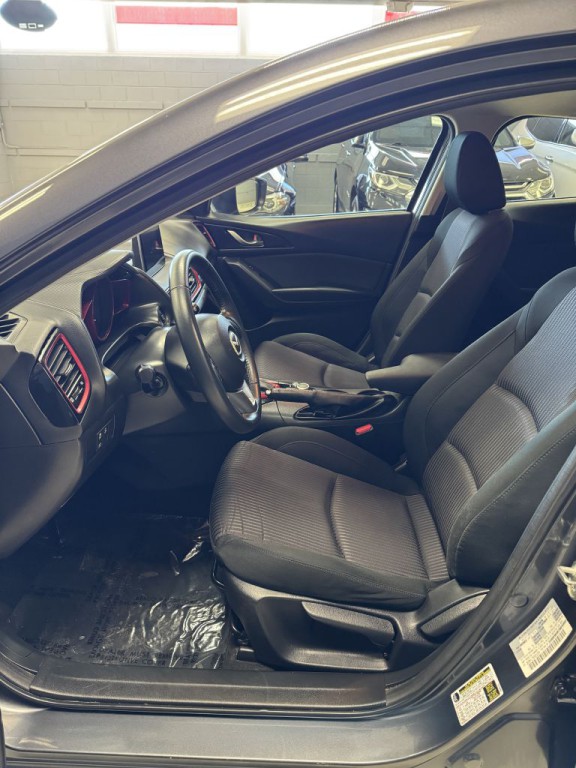 2015 Mazda Mazda3 Image 17
