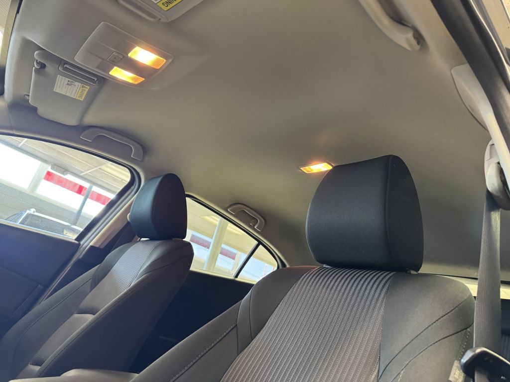 2015 Mazda Mazda3 Image 21