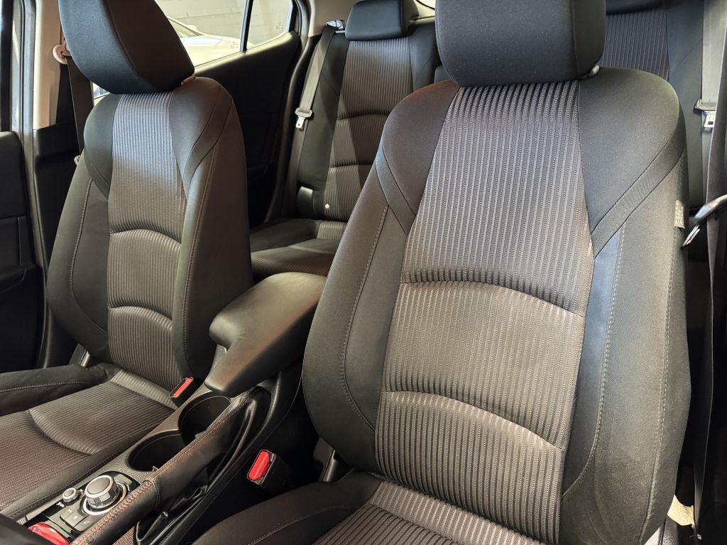 2015 Mazda Mazda3 Image 22