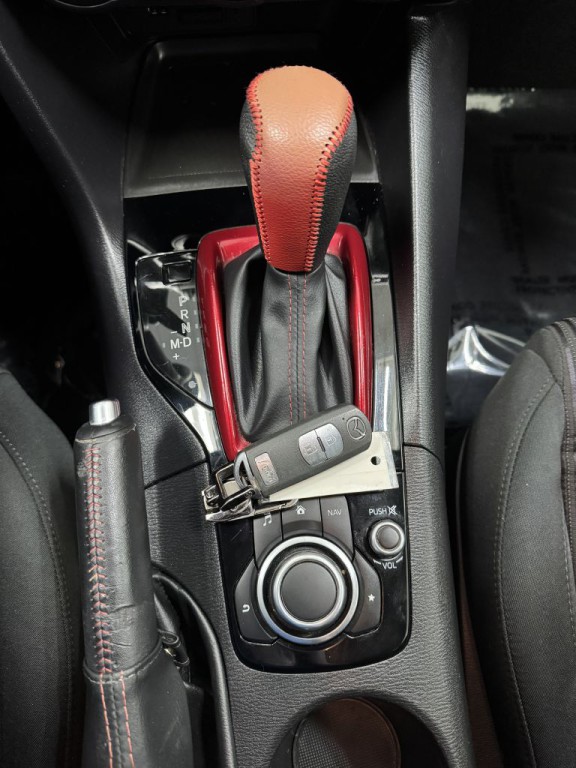 2015 Mazda Mazda3 Image 25
