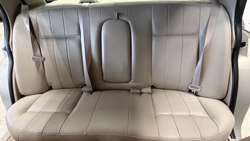 2010 Mercury Grand Marquis Image 26