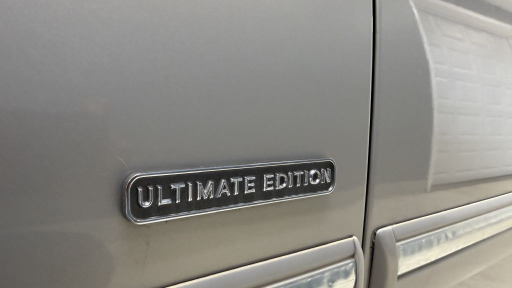 2010 Mercury Grand Marquis Image 39