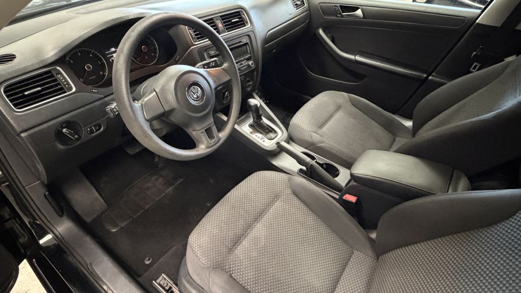 2014 Volkswagen Jetta Image 16