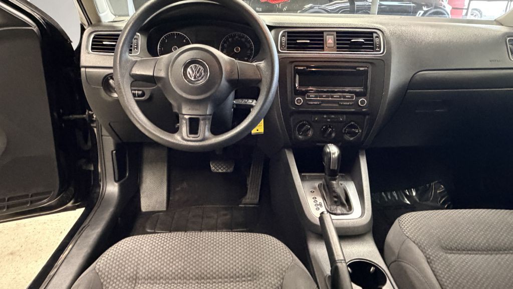 2014 Volkswagen Jetta Image 19