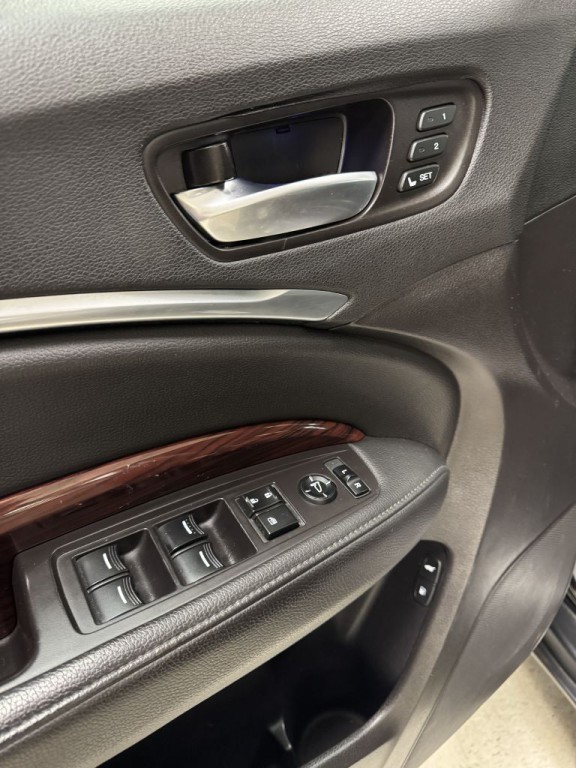 2016 Acura MDX Image 24