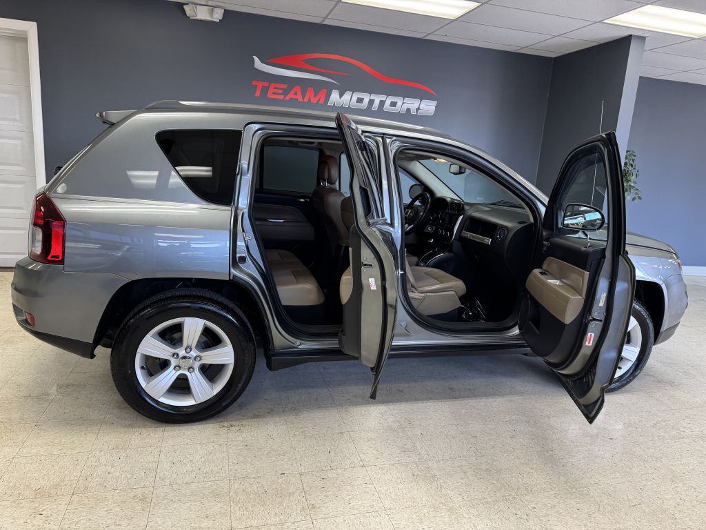 2014 Jeep Compass Image 10