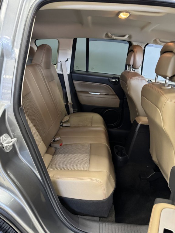 2014 Jeep Compass Image 14