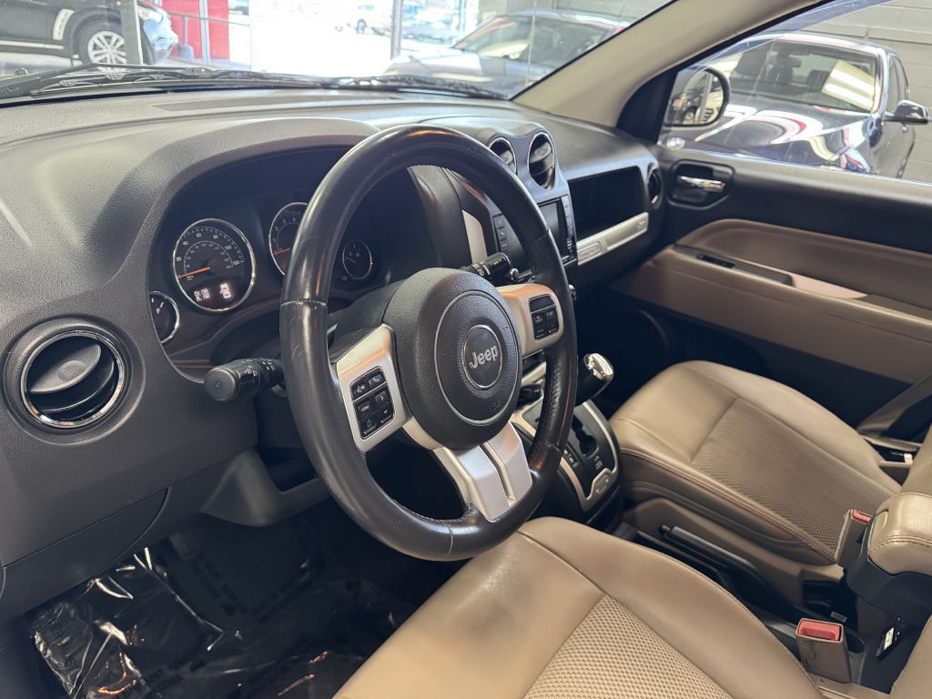 2014 Jeep Compass Image 20