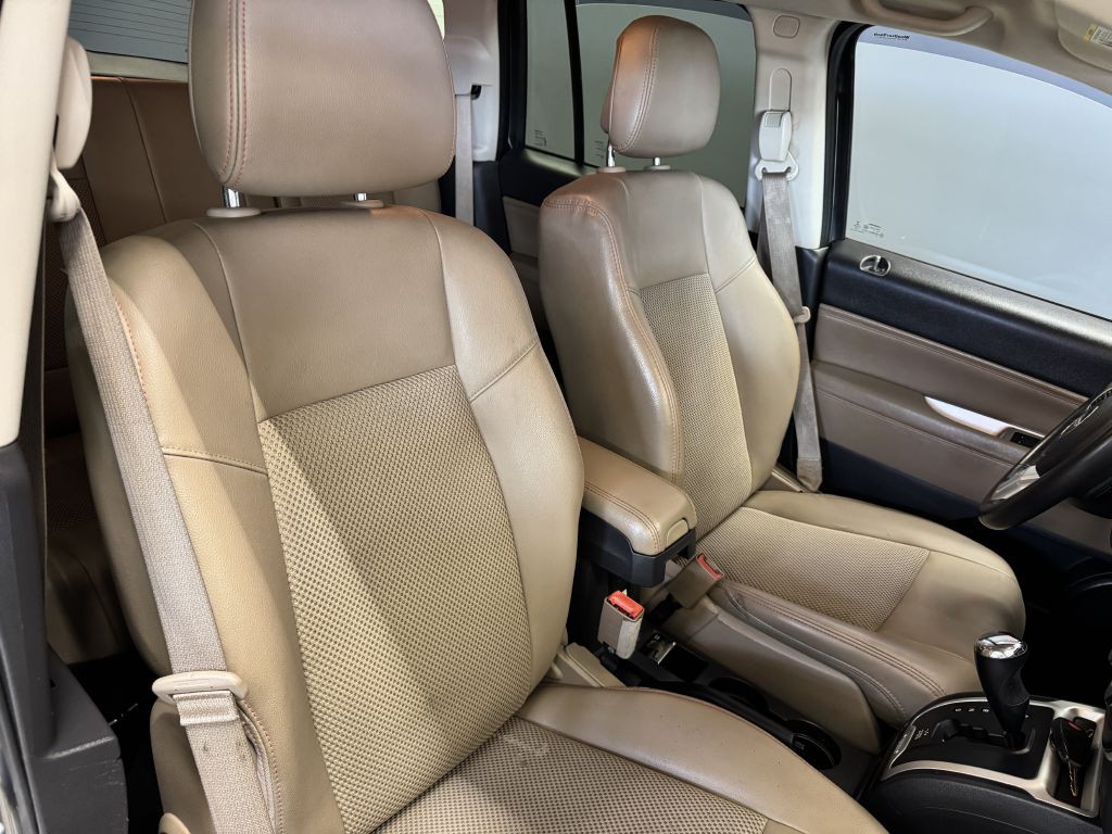 2014 Jeep Compass Image 21