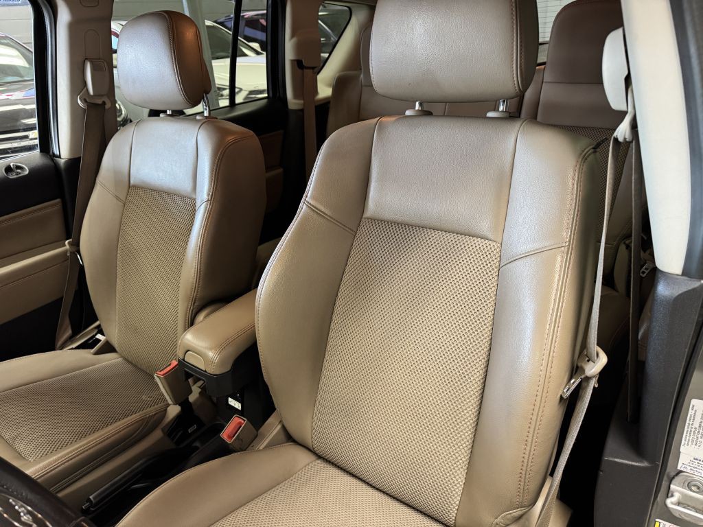 2014 Jeep Compass Image 22