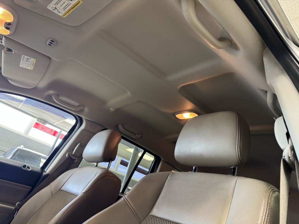 2014 Jeep Compass Image 23