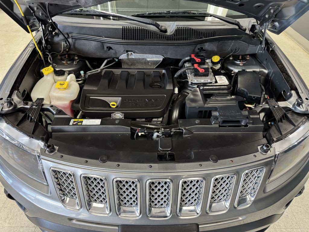 2014 Jeep Compass Image 30