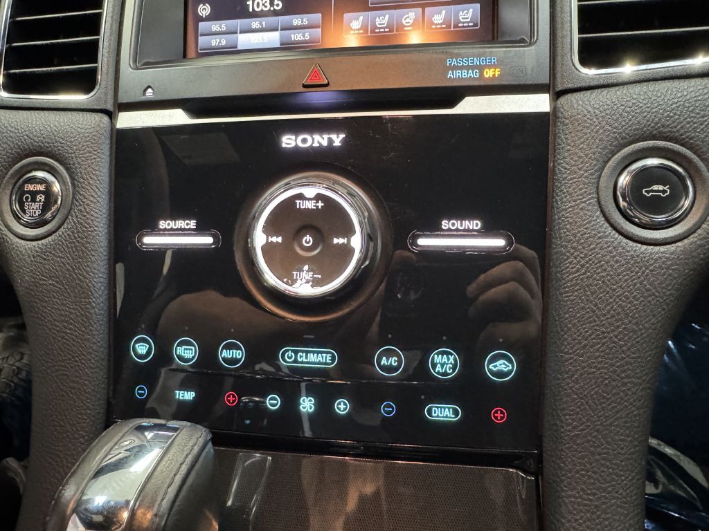 2015 Ford Taurus Image 33