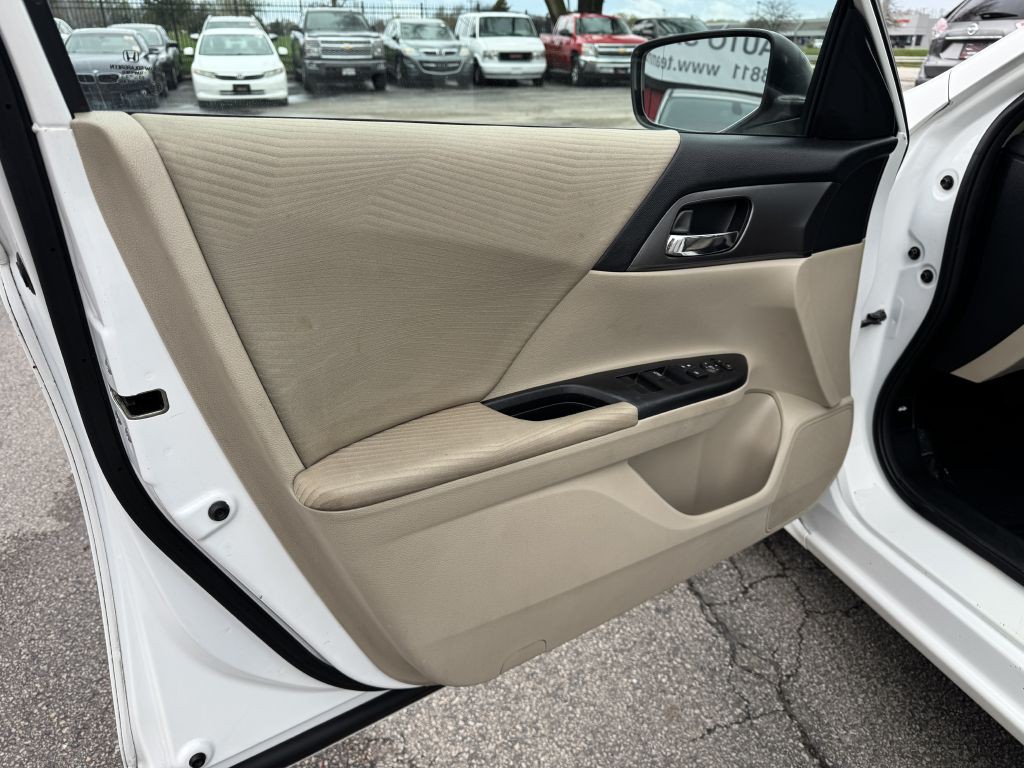 2014 Honda Accord Image 25
