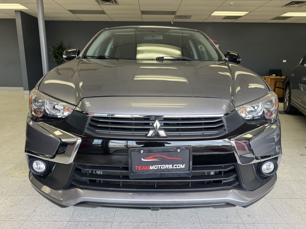 2017 Mitsubishi Outlander Image 4