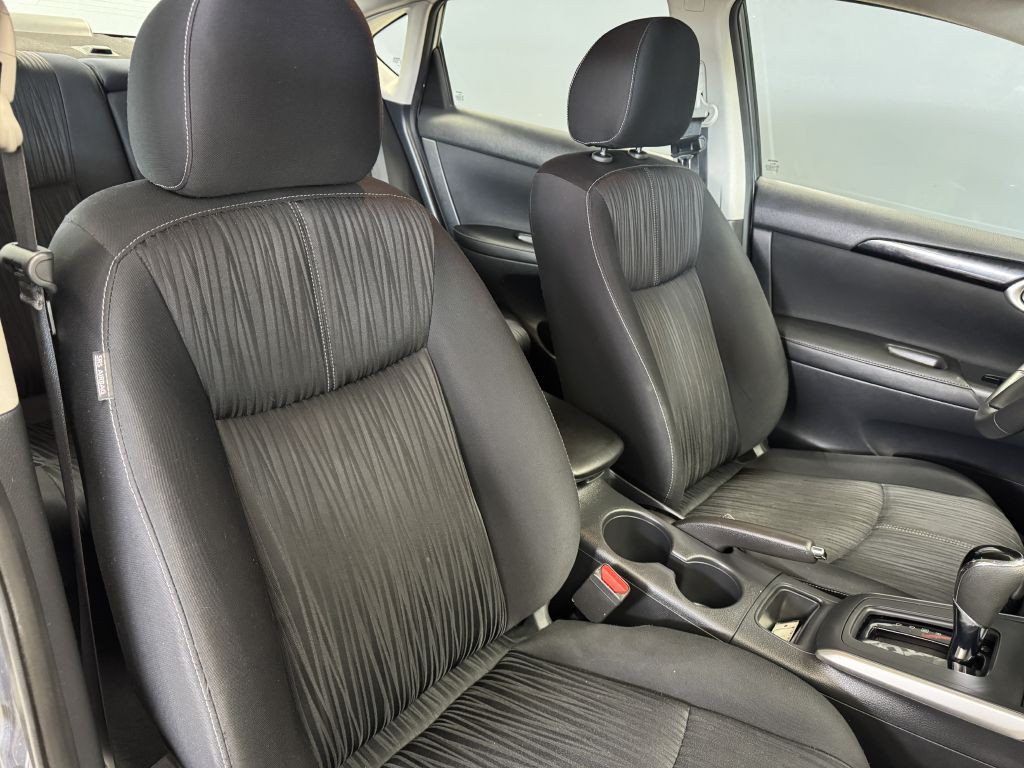 2016 Nissan Sentra Image 21