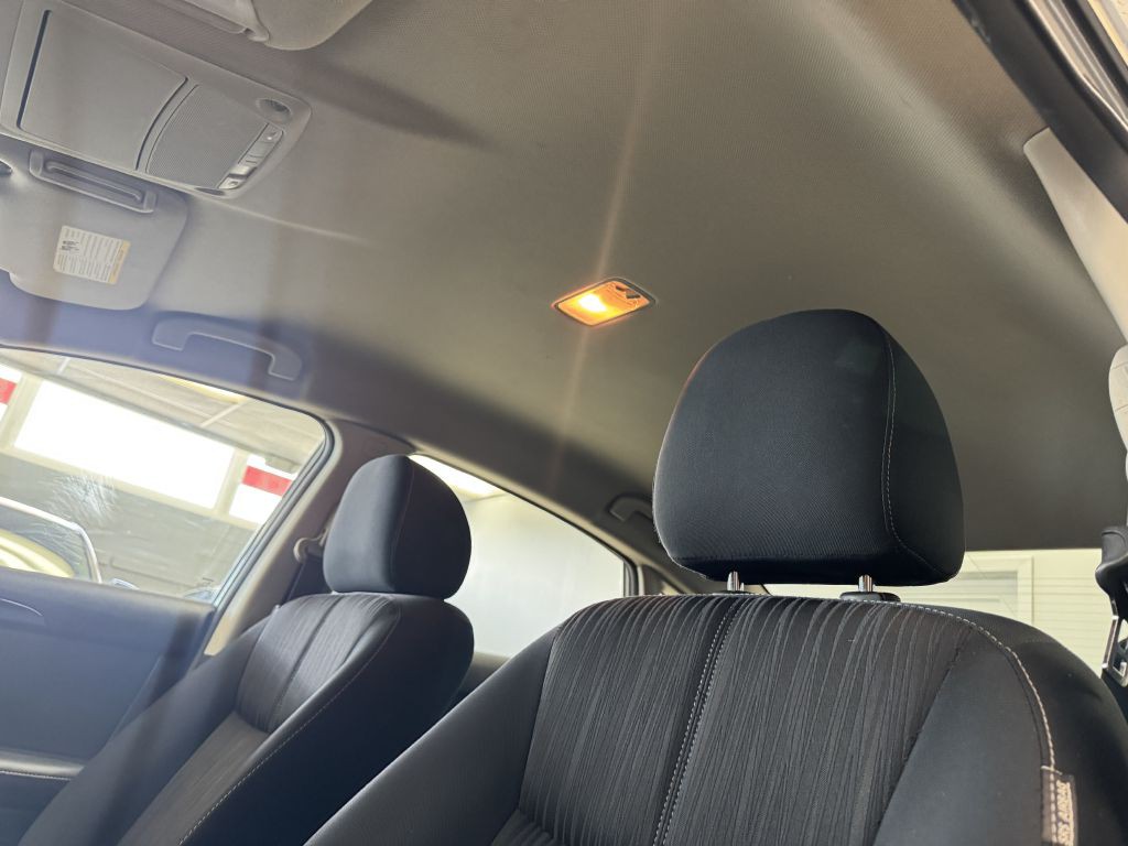 2016 Nissan Sentra Image 23