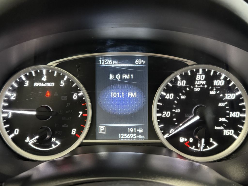 2016 Nissan Sentra Image 31