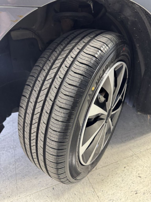 2016 Nissan Sentra Image 33