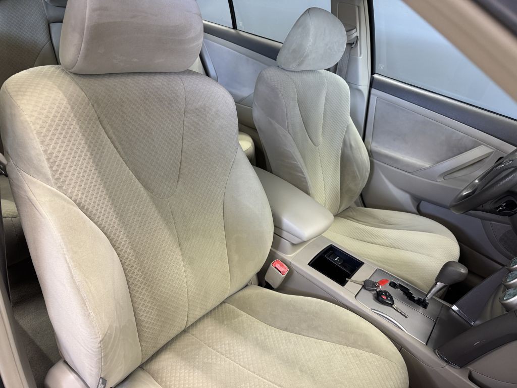 2007 Toyota Camry Image 19