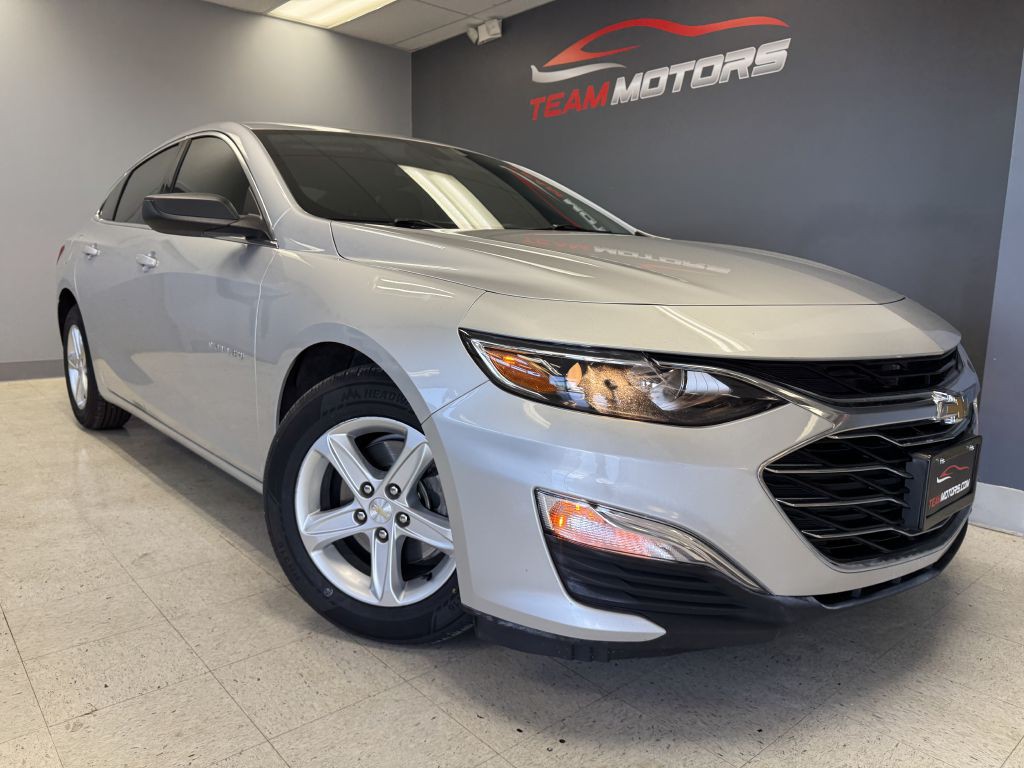 2020 Chevrolet Malibu Image 1