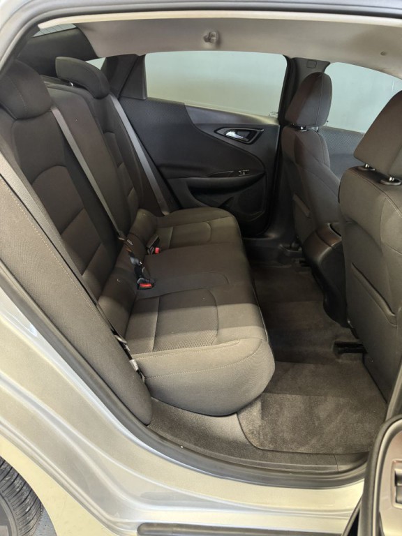 2020 Chevrolet Malibu Image 12